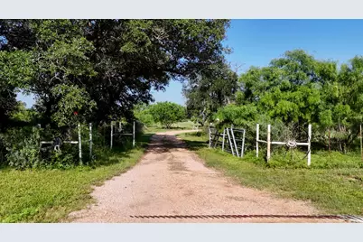 204 Lagitos Lane, Llano, TX 78643 - Photo 4