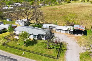 2449 River Oaks Dr, Kingsland, TX 78639 - Photo 22