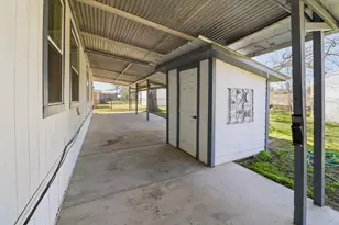 2449 River Oaks Dr, Kingsland, TX 78639 - Photo 18