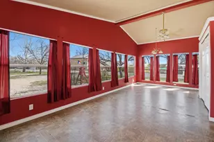2449 River Oaks Dr, Kingsland, TX 78639 - Photo 10