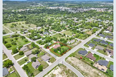 802 Westfall Street, Burnet, TX 78611 - Photo 32