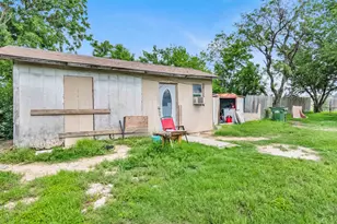 802 Westfall St, Burnet, TX 78611 - Photo 28
