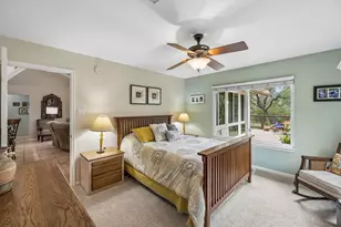300 Bluff Rd, Spicewood, TX 78669 - Photo 26