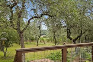 300 Bluff Rd, Spicewood, TX 78669 - Photo 34