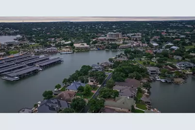 909 Red Sails Dr, Horseshoe Bay, TX 78657 - Photo 14