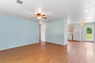 6261 River Oaks Dr, Kingsland, TX 78639 - Photo 14