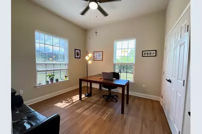104 Rolling Waters Court, Marble Falls, TX 78654 - Photo 16