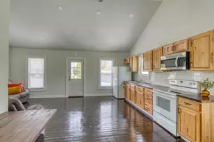 1005 Bayley, Llano, TX 78643 - Photo 24