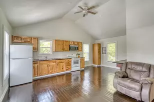 1005 Bayley, Llano, TX 78643 - Photo 22