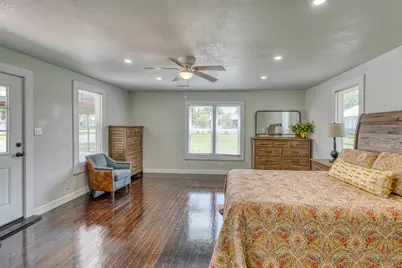 1005 Bayley, Llano, TX 78643 - Photo 14