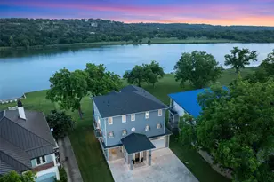 1002 Pecan Cir, Marble Falls, TX 78654 - Photo 2