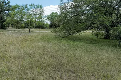 319 Lakawana, Horseshoe Bay, TX 78657 - Photo 2