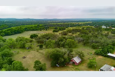7866 County Road 404 Road, Spicewood, TX 78669 - Photo 16