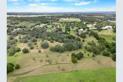 7866 County Road 404 Road, Spicewood, TX 78669 - Photo 10