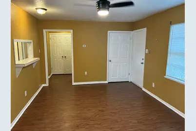 1112A Northwood, Marble Falls, TX 78654 - Photo 4