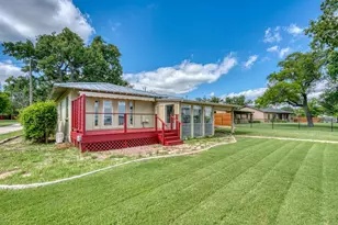 336 Carlson Cir, Buchanan Dam, TX 78609 - Photo 22