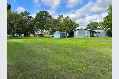 306 Beach Dr Drive, Sunrise Beach, TX 78643 - Photo 8