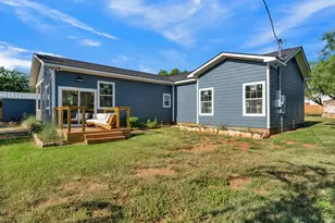 705 Flag St, Llano, TX 78643 - Photo 38
