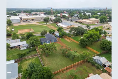 705 Flag Street, Llano, TX 78643 - Photo 26