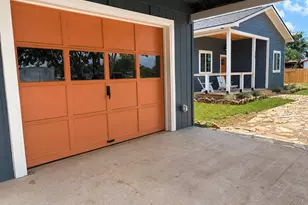 705 Flag St, Llano, TX 78643 - Photo 8