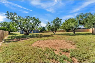 705 Flag Street, Llano, TX 78643 - Photo 42