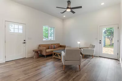 705 Flag Street, Llano, TX 78643 - Photo 4