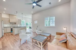 705 Flag St, Llano, TX 78643 - Photo 10