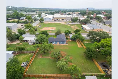 705 Flag Street, Llano, TX 78643 - Photo 30