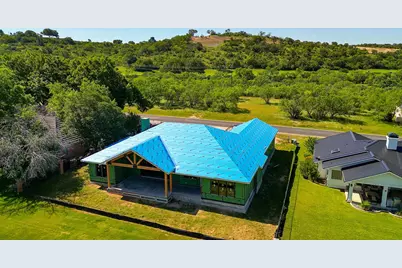 1316 Hi Circle South, Horseshoe Bay, TX 78657 - Photo 4