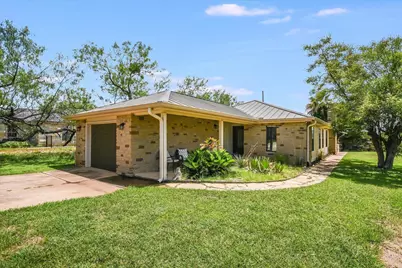 603 Sun Ray, Horseshoe Bay, TX 78657 - Photo 1