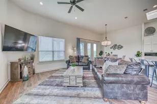 302 Parallel Cir, Horseshoe Bay, TX 78657 - Photo 8