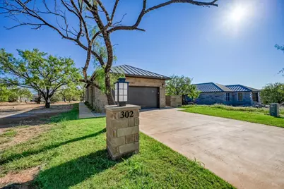 302 Parallel Circle, Horseshoe Bay, TX 78657 - Photo 1