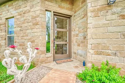 302 Parallel Circle, Horseshoe Bay, TX 78657 - Photo 2