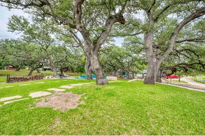 2001 Granite Cove, Kingsland, TX 78639 - Photo 34
