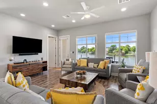 412 Island Cir, Kingsland, TX 78639 - Photo 10