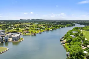 412 Island Cir, Kingsland, TX 78639 - Photo 28
