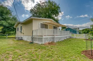 325 E Lakeshore Dr, Sunrise Beach, TX 78643 - Photo 28