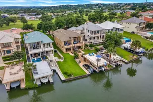 223 Dominion Dr, Horseshoe Bay, TX 78657 - Photo 4