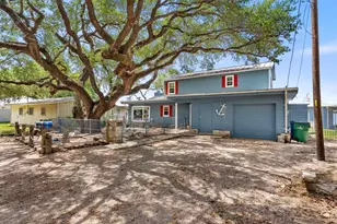 324 Granite Shoals Ln, Sunrise Beach, TX 78643 - Photo 8