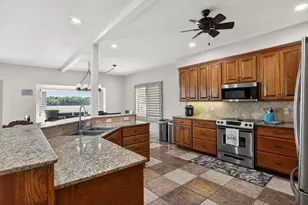 1002 Scenic Loop, Kingsland, TX 78639 - Photo 16