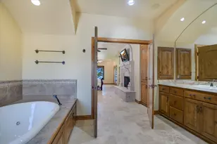 507 Sandy Mountain Dr, Sunrise Beach, TX 78643 - Photo 34