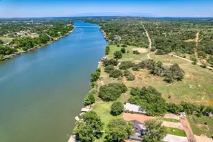 102 Mesquite Dr, Kingsland, TX 78639 - Photo 26