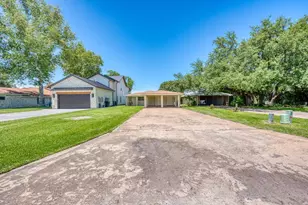 102 Mesquite Dr, Kingsland, TX 78639 - Photo 28