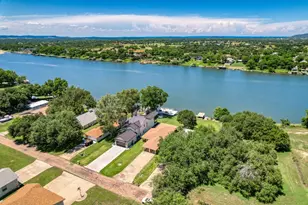 102 Mesquite Dr, Kingsland, TX 78639 - Photo 1