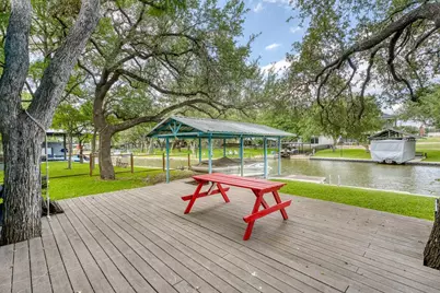 115 Shady Circle Drive, Sunrise Beach, TX 78643 - Photo 20
