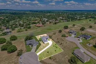 102 Pryor Pl Ct, Kingsland, TX 78639 - Photo 2