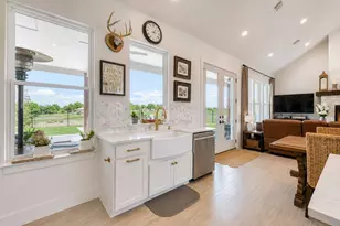 102 Pryor Pl Ct, Kingsland, TX 78639 - Photo 14