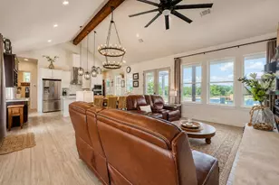 102 Pryor Pl Ct, Kingsland, TX 78639 - Photo 8