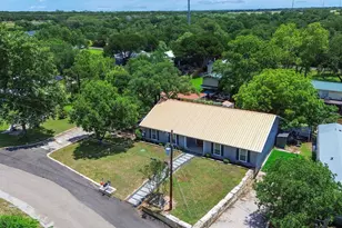 221 Co Rd 136C, Kingsland, TX 78639 - Photo 30
