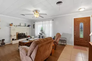 241 Hilltop Dr, Burnet, TX 78611 - Photo 4